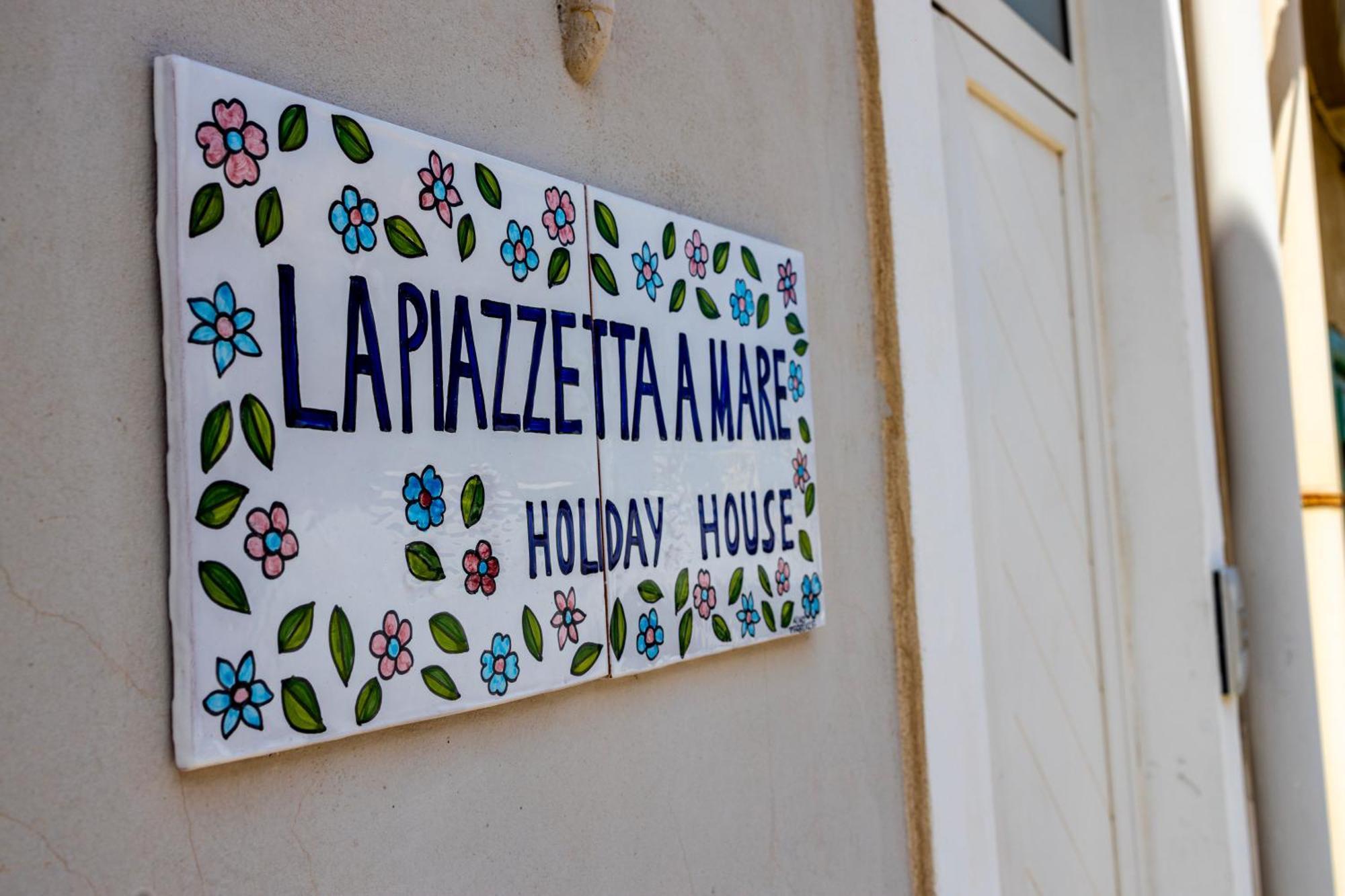 La Piazzetta A Mare Holiday House Sferracavallo Exterior photo