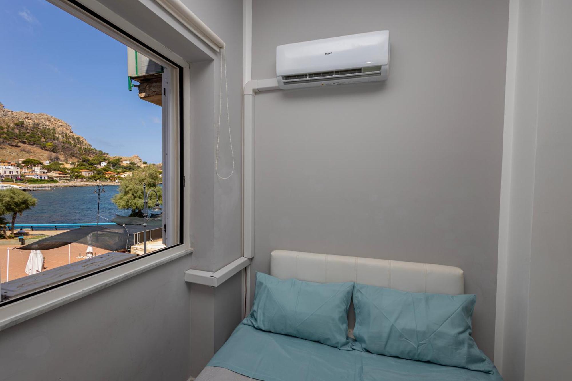 La Piazzetta A Mare Holiday House Sferracavallo Exterior photo